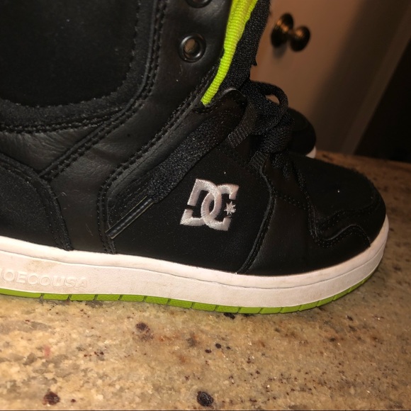 3Y DC Skate Shoes - Picture 2 of 10